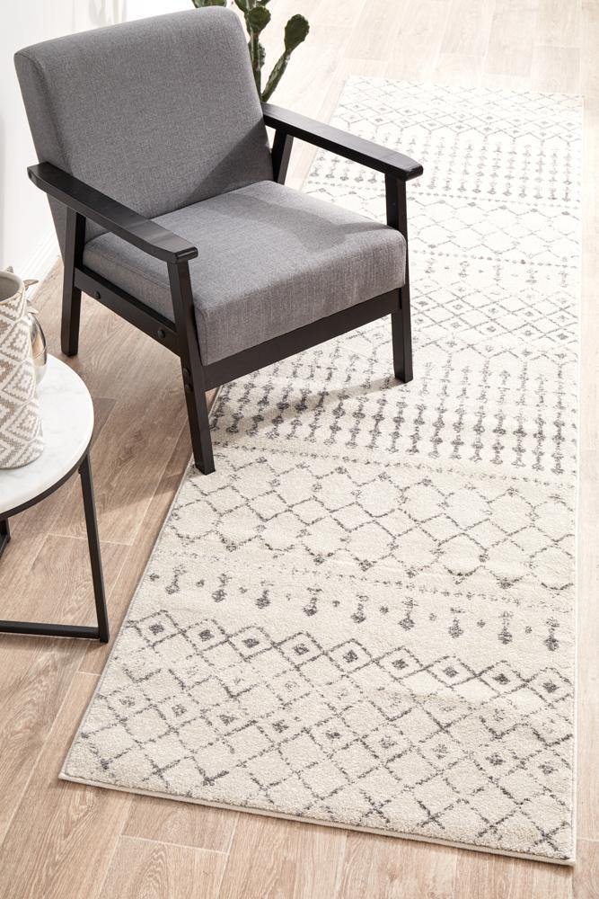 Chrome Elsa Silver Runner Rug - Cozy Rugs Australia