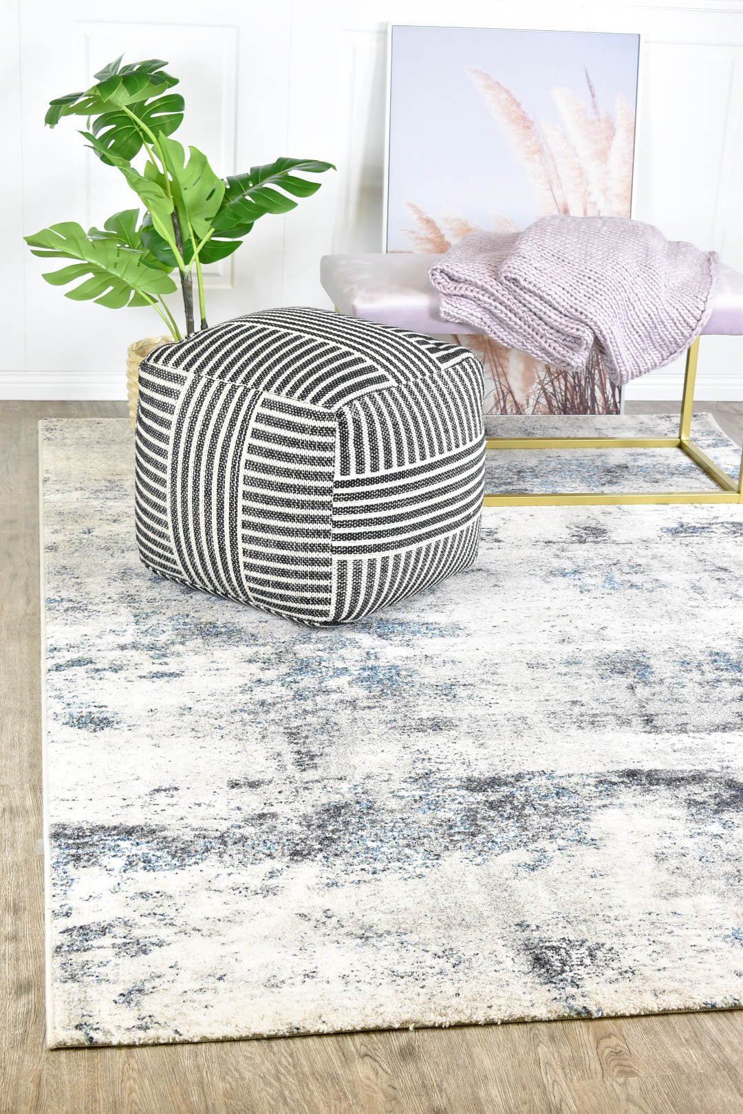 Francis Blue Textured Rug 32667-6258