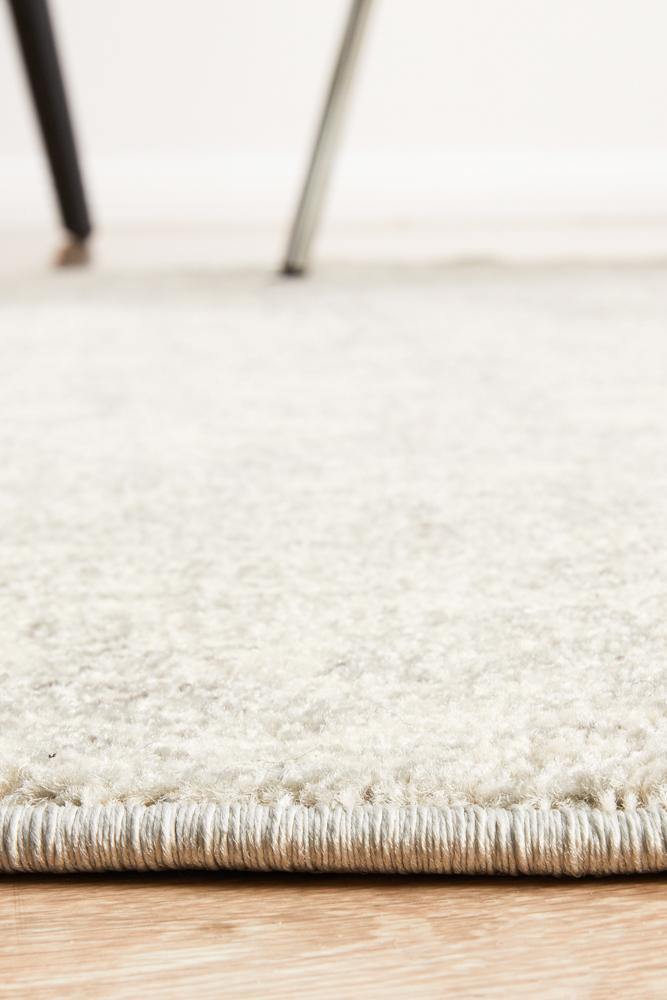 Evoke Shine Silver Transitional Round Rug - Cozy Rugs Australia