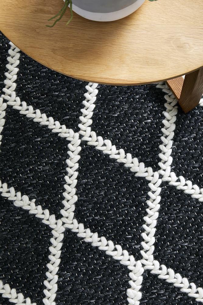 Huxley Black Rug - Cozy Rugs Australia