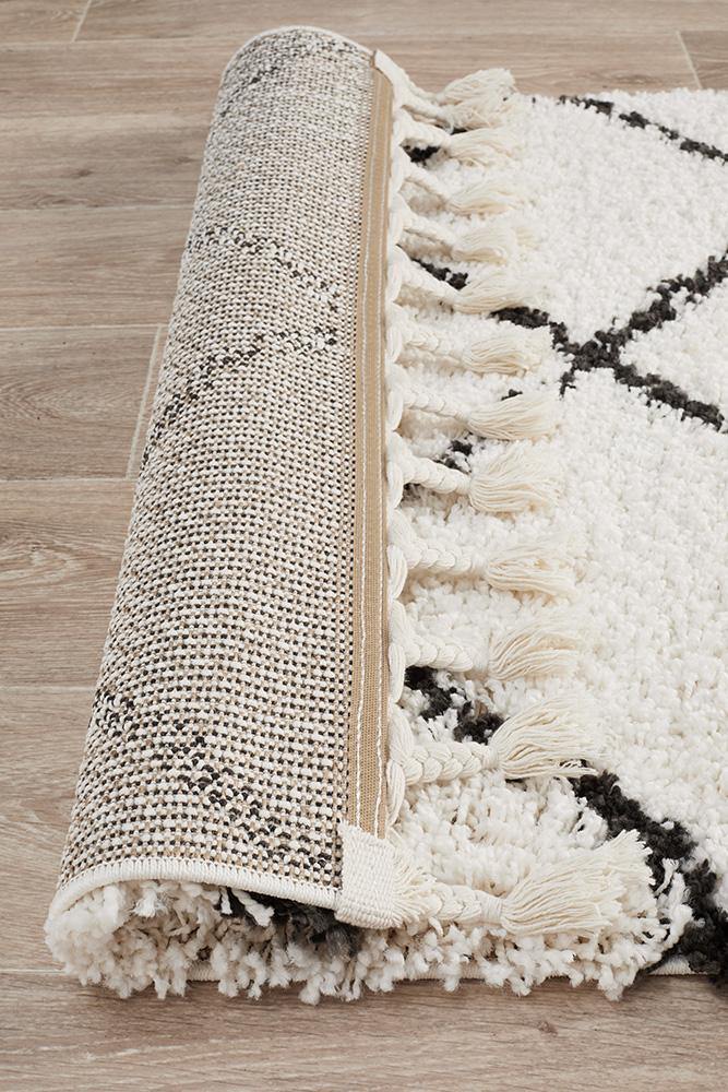 Saffron 22 White Runner Rug - Cozy Rugs Australia
