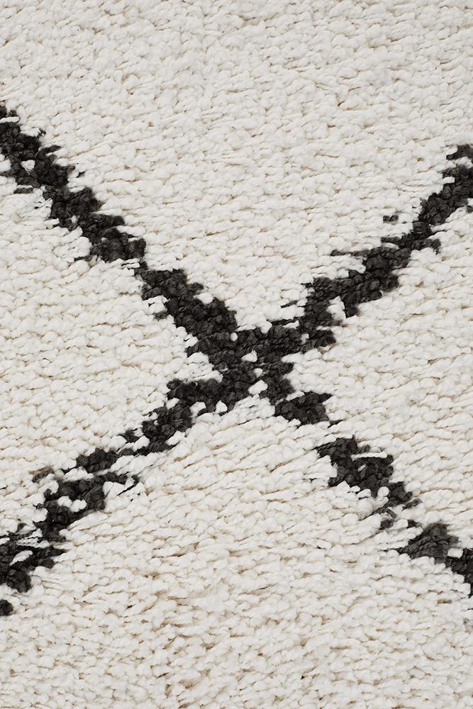 Saffron 22 White Rug - Cozy Rugs Australia