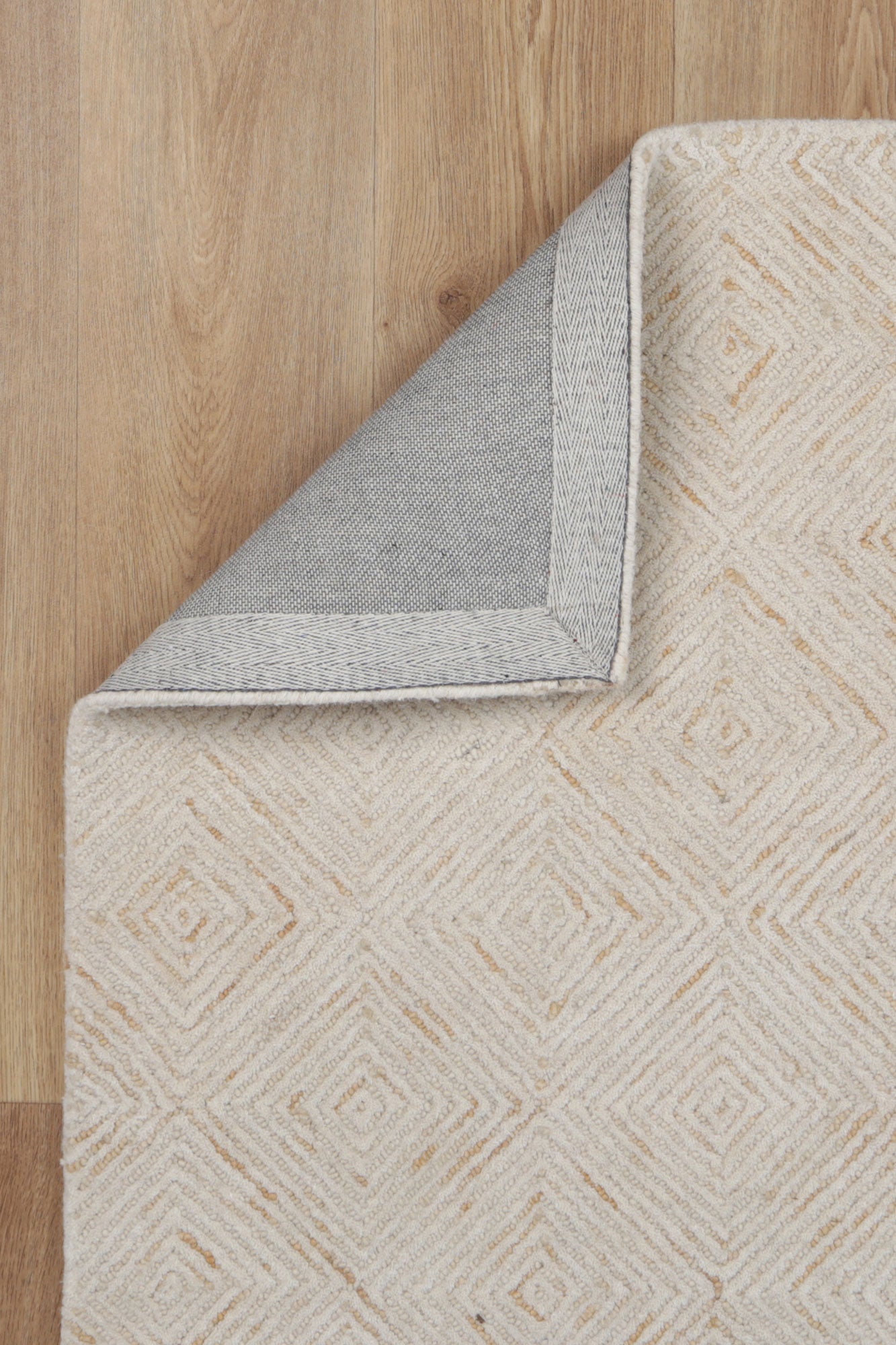 Posy Diamond 05B Beige Wool Rug