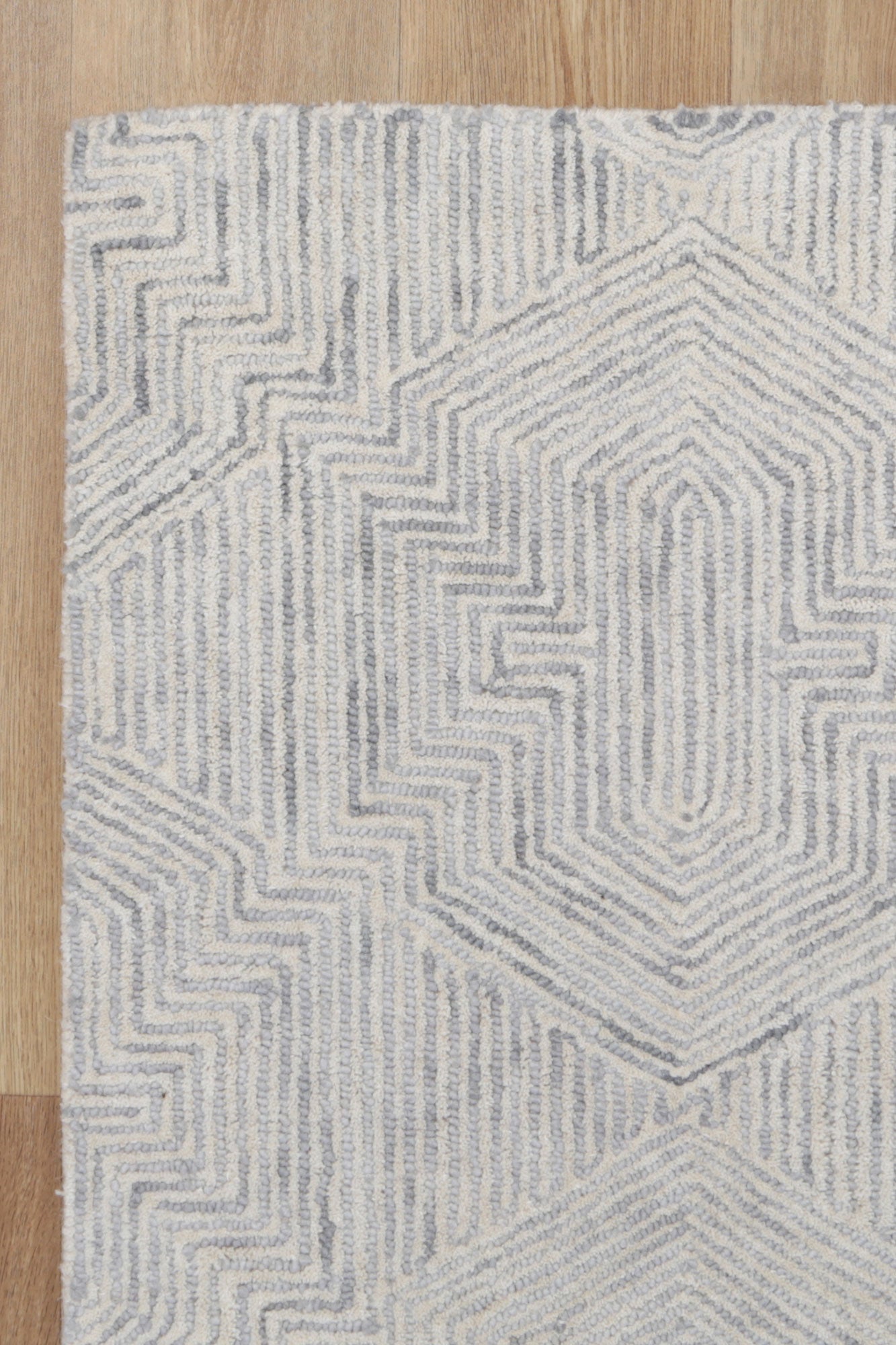 Posy Aquila 06B Grey Rug Wool Rug