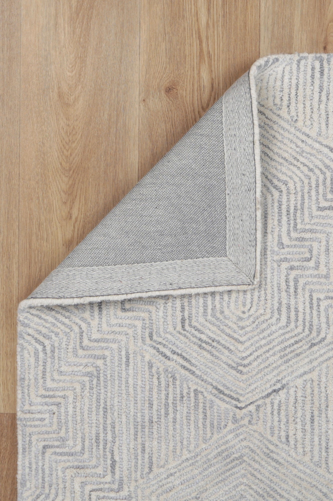 Posy Aquila 06B Grey Rug Wool Rug