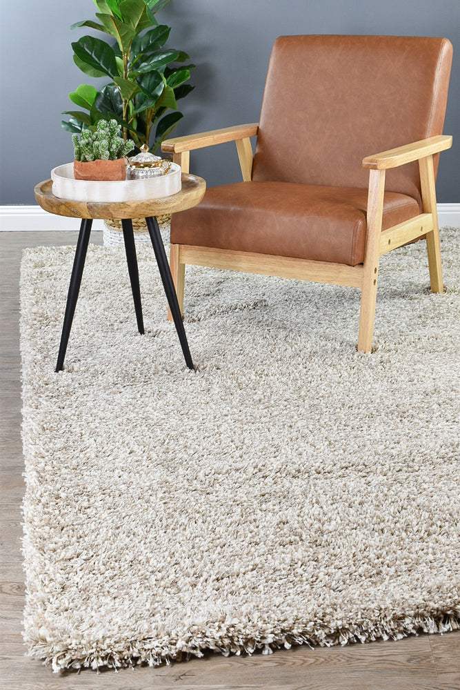 Plain Portland Shaggy Rug Beige