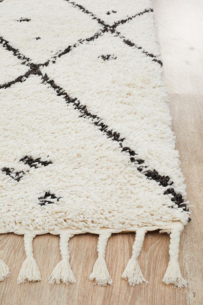 Saffron 44 White Rug - Cozy Rugs Australia