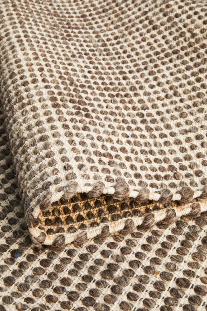 Skandinavian 300 Brown Rug - Cozy Rugs Australia